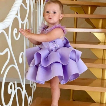 Фиолетовое платье в цветочек с оборками и бантом сзади, атласное, расшитое бисером, длиной до колен, Милые детские платья для дня рождения, Первого причастия