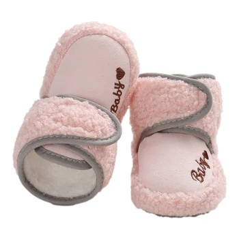 Теплые зимние ботинки для новорожденных, нескользящая обувь для ходьбы на мягкой подошве, Мягкая нескользящая подошва, уютные пинетки с термооберткой.